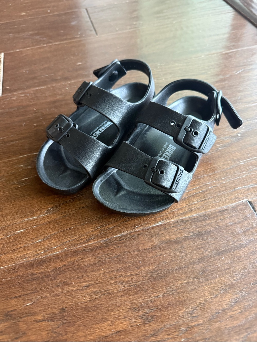 Birkenstock Milano EVA black kids Sz 26 (8) nwot